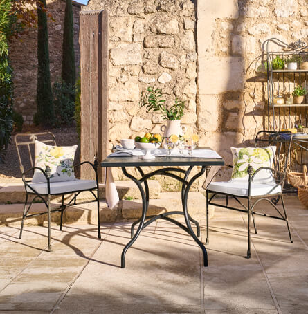 Desayuno en el patio