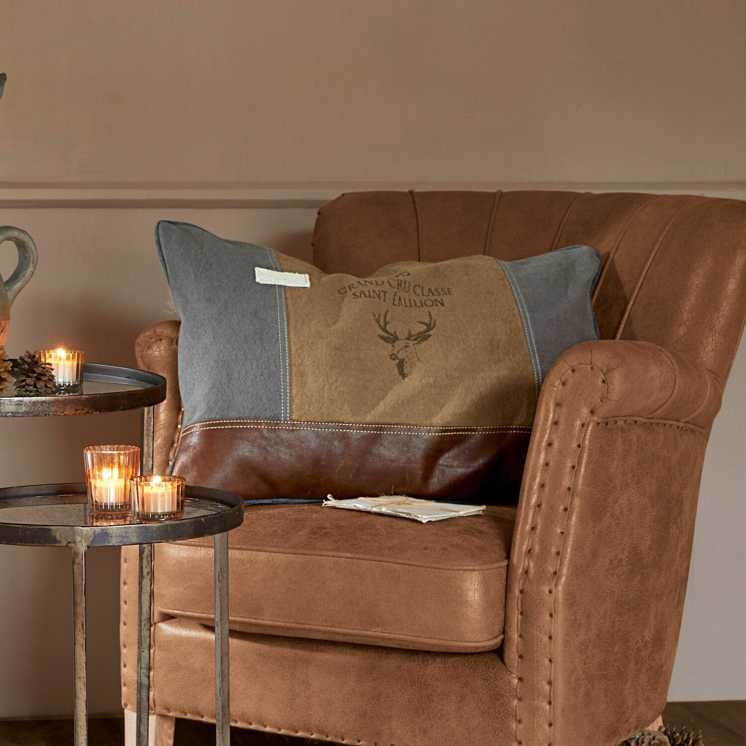 Cojín Chiron