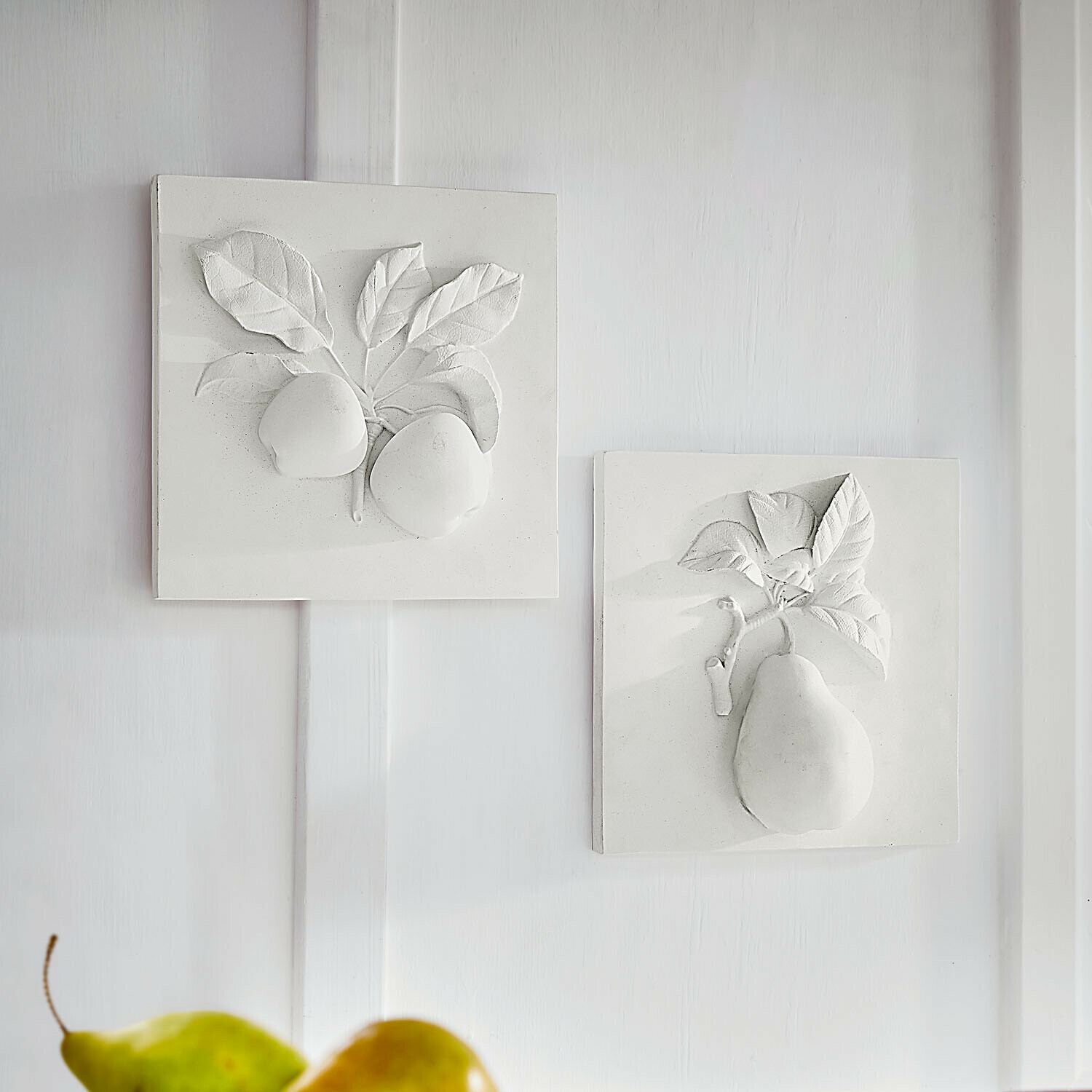 Set de 2 cuadros Mirabellas Azulejos blancos de cerámica con relieve de frutas y hojas, decoración de pared para cocina o comedor