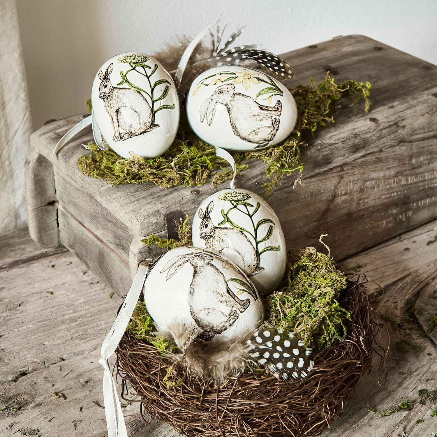 Set de 4 huevos de Pascua Finna