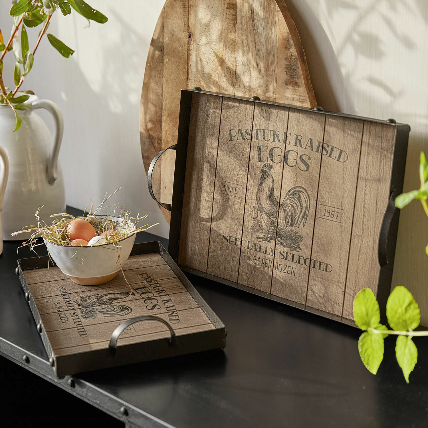 Set de 2 bandejas Nobles Bandeja de madera con asas de metal y diseño de gallo, estilo rústico para decoración de cocina