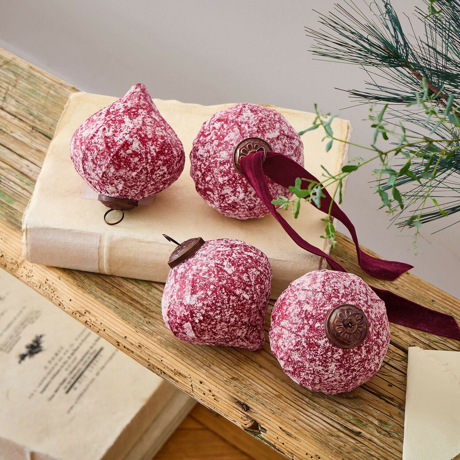 Set de 4 bolas de Navidad Ysavelle