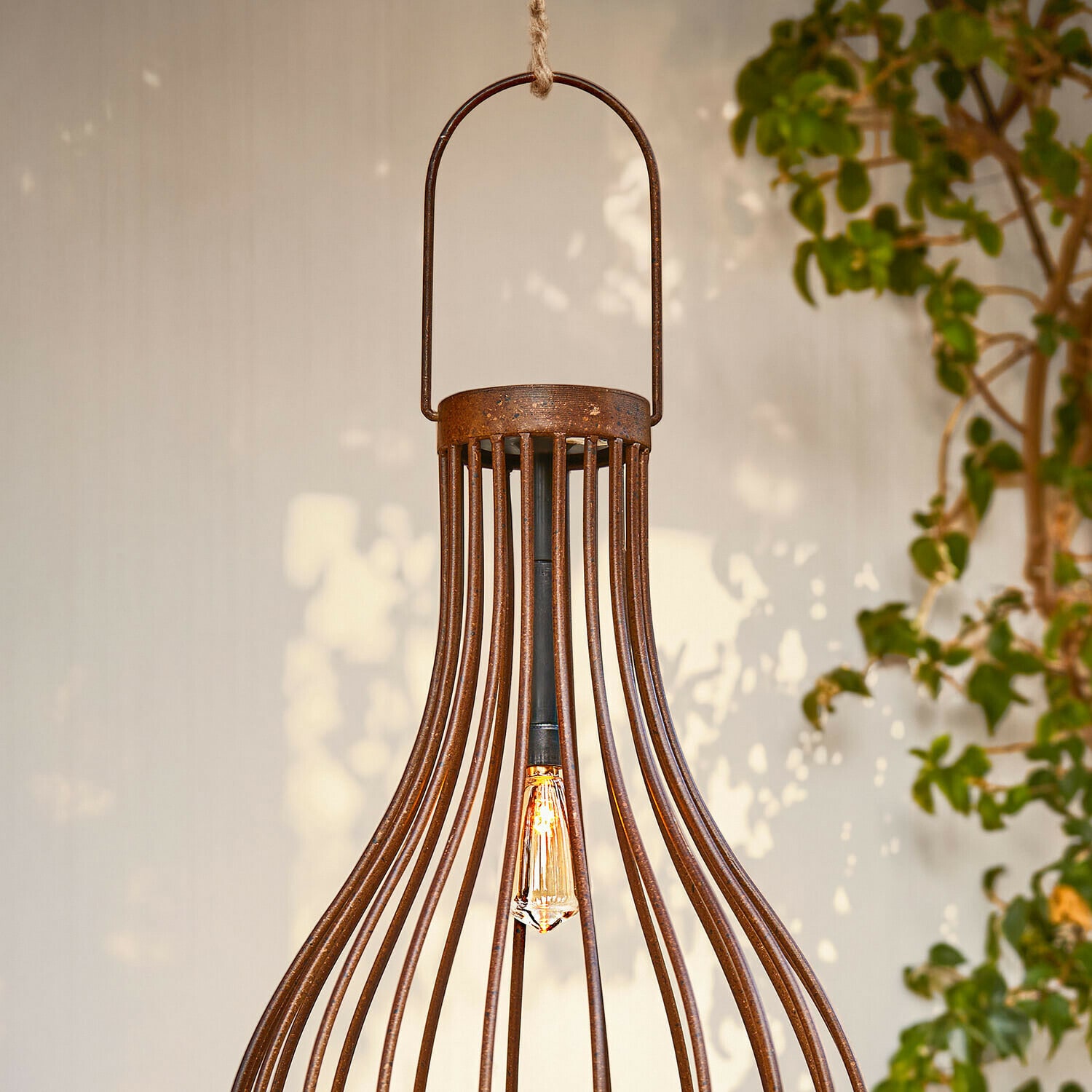 Farol solar Falirah