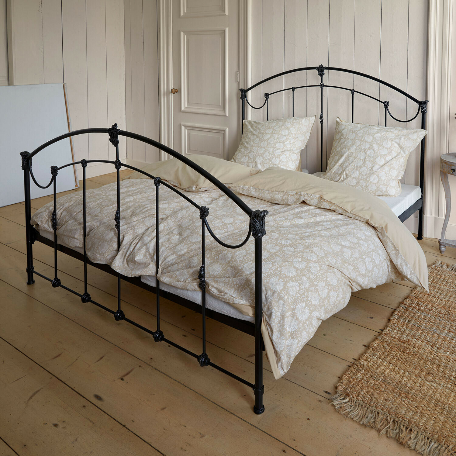 Cama Canefield
