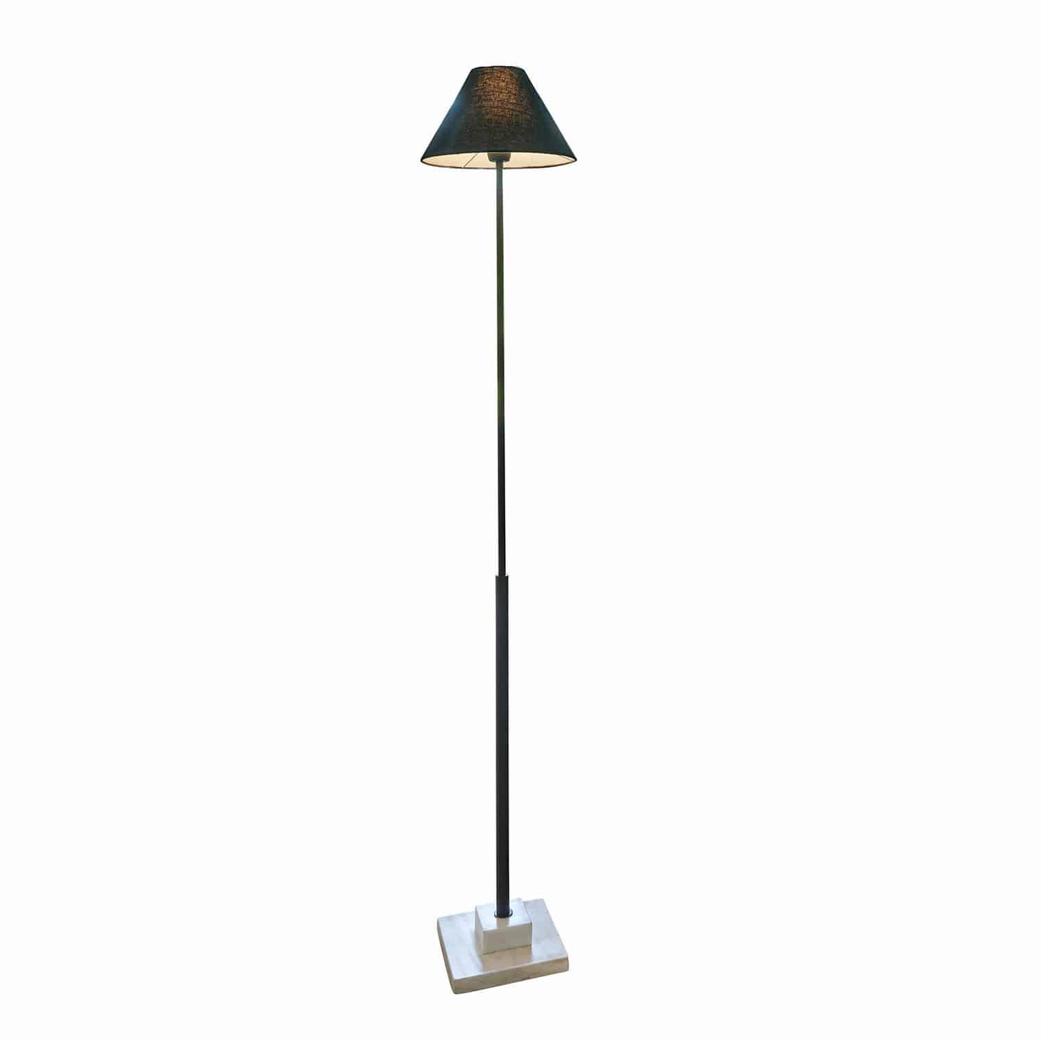 Lámpara de pie Orvienne Lámpara de pie negra con pantalla de tela y base de mármol para sala de estar