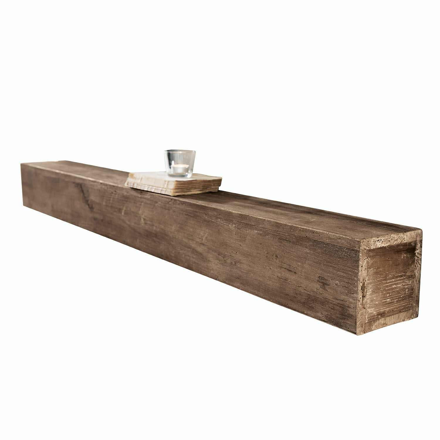 Estante de pared Visayas marrón de madera con vela y libro, diseño minimalista para almacenamiento