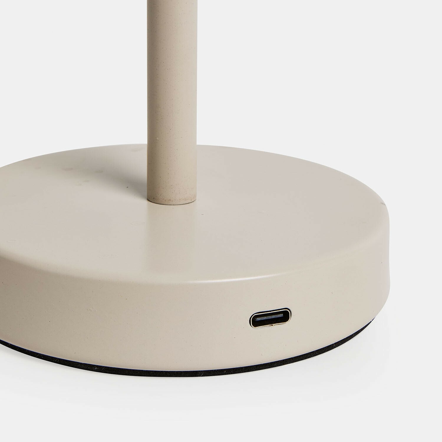 Lámpara de mesa recargable Tenari