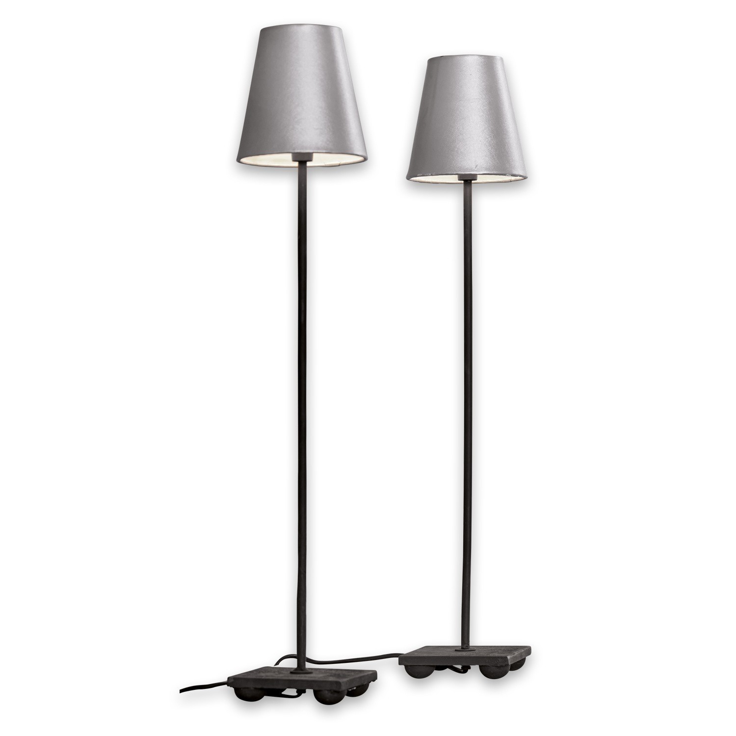 plata antiguo/negro Juego de dos lámparas de mesa Filia en plata antigua y negro, metal y tela, iluminación interior