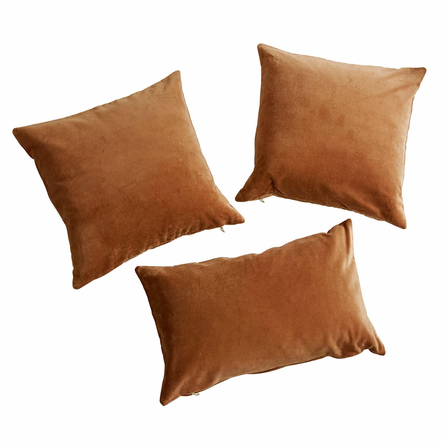 Set de 3 fundas de cojín Shahrine Conjunto de tres cojines decorativos marrones de material suave para salón y dormitorio