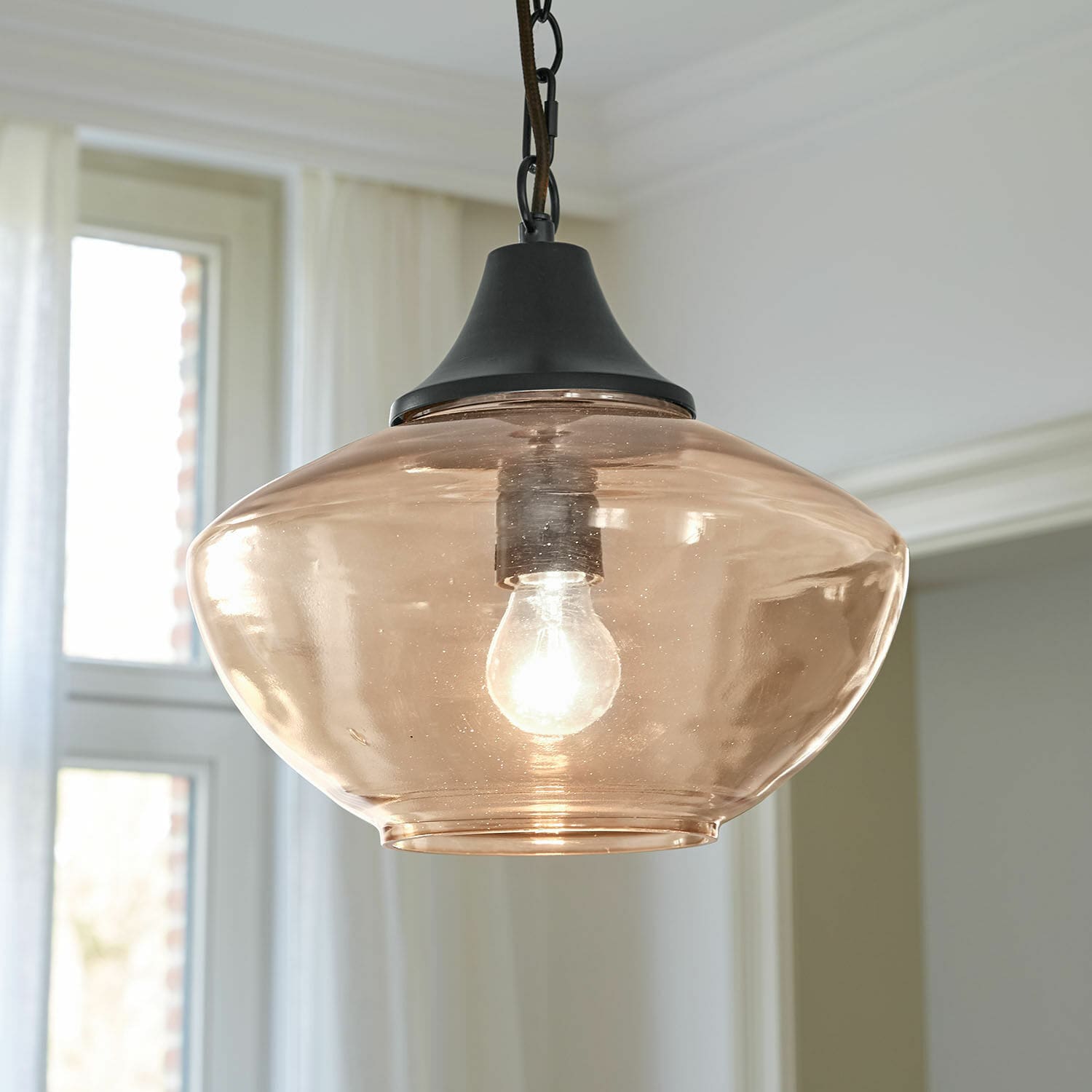 Lámpara colgante Nerilane Lámpara colgante de vidrio ámbar con soporte metálico negro para iluminación interior