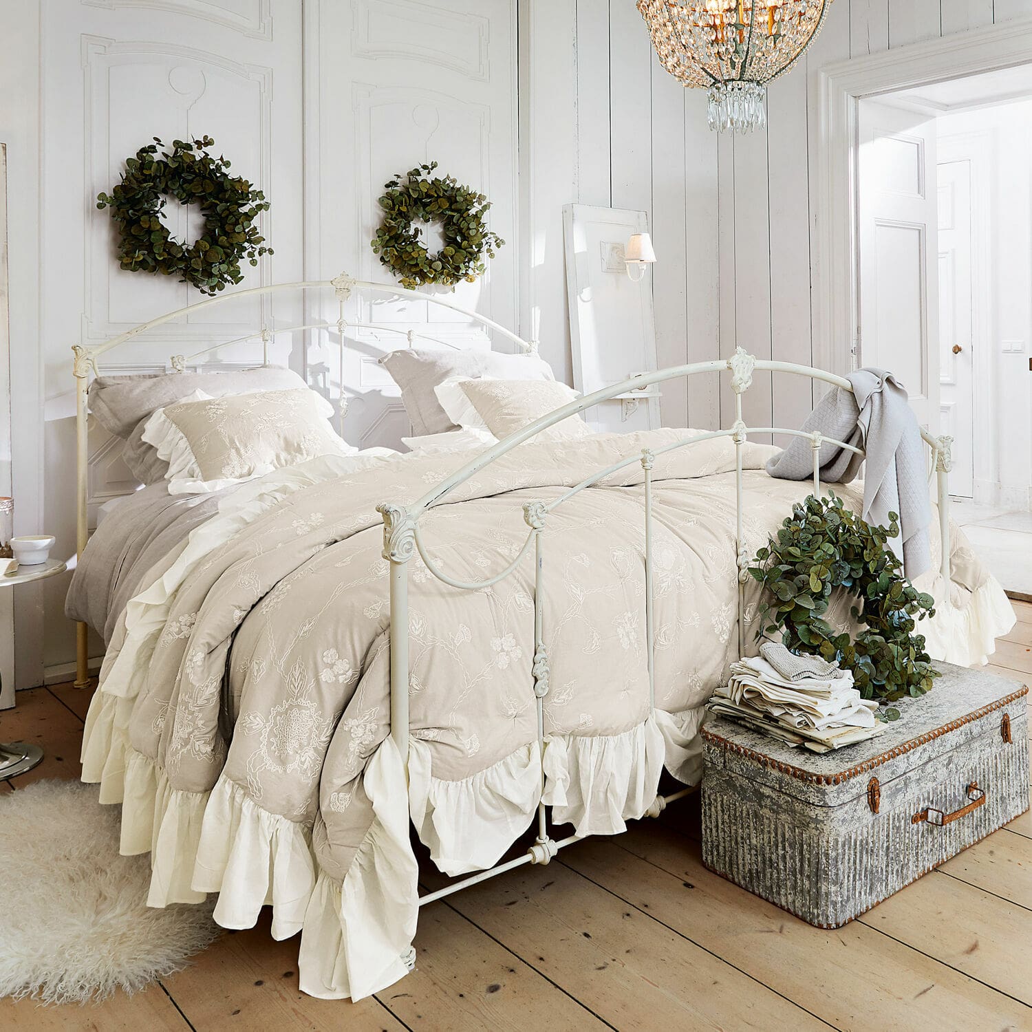 Cama Canefield