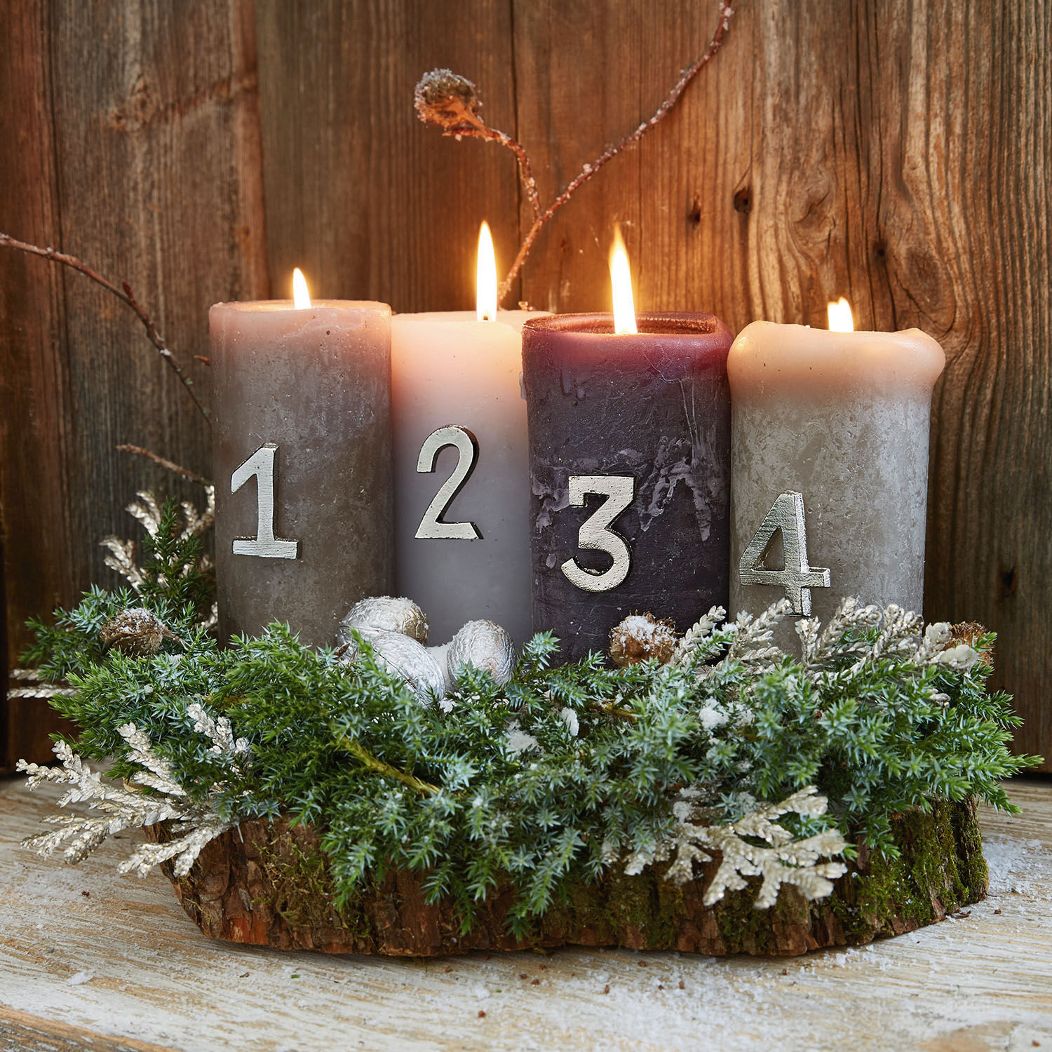 Set de 4 pines decorativos Marfino
