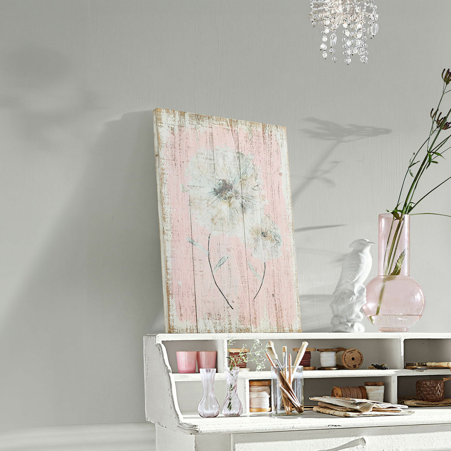 Tablero decorativo Lumeron Cuadro de madera con motivo floral en tonos pastel rosa y blanco, decoración de pared.