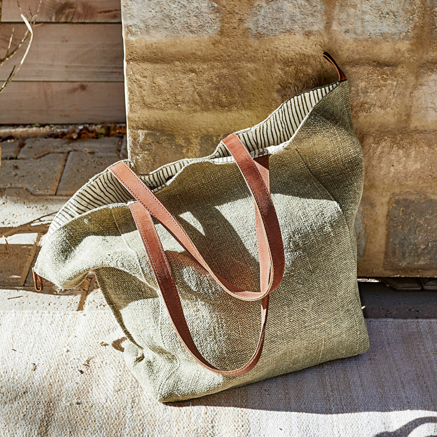 Bolso Soleil Bolso de tela verde con asas de cuero marrón, práctico y elegante para uso diario