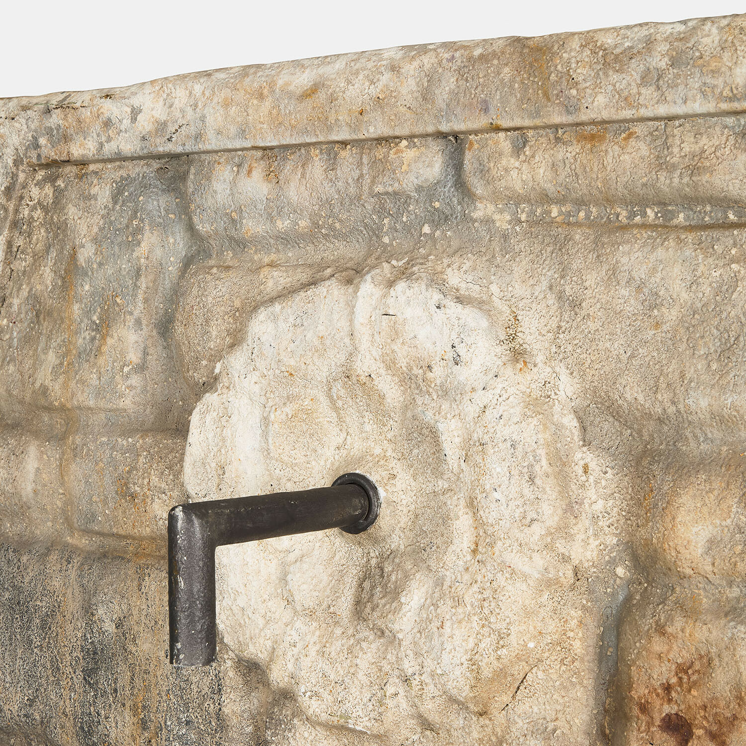 Fuente Iveralia