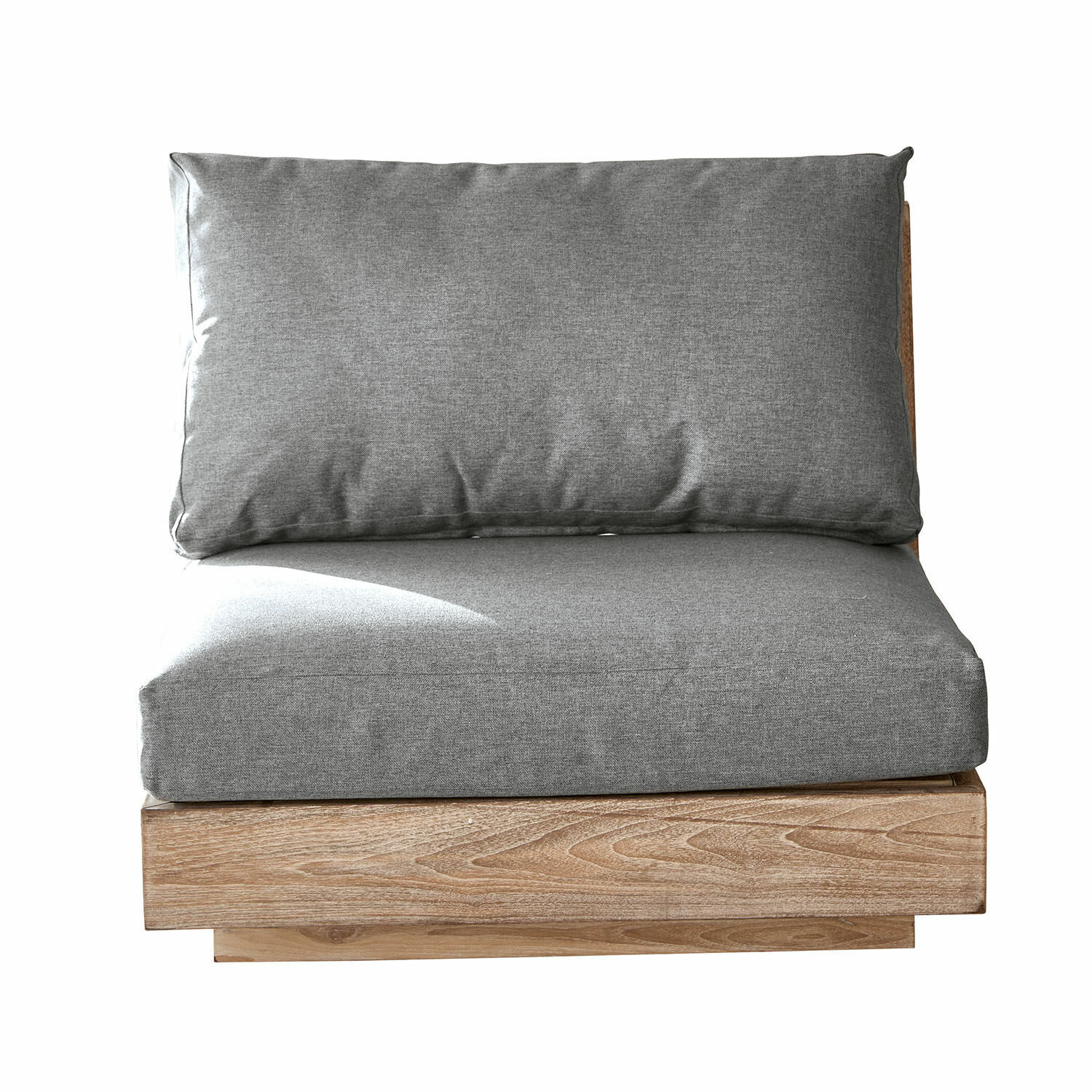 Asiento de sofá gris con cojín sobre base de madera natural para sala moderna