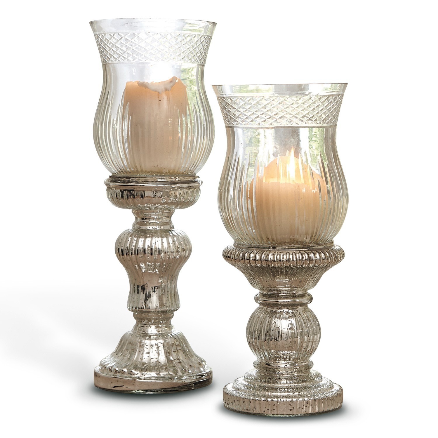 Set de 2 candeleros Luisant Conjunto de dos portavelas de vidrio con velas beige, decoración luminosa para interiores