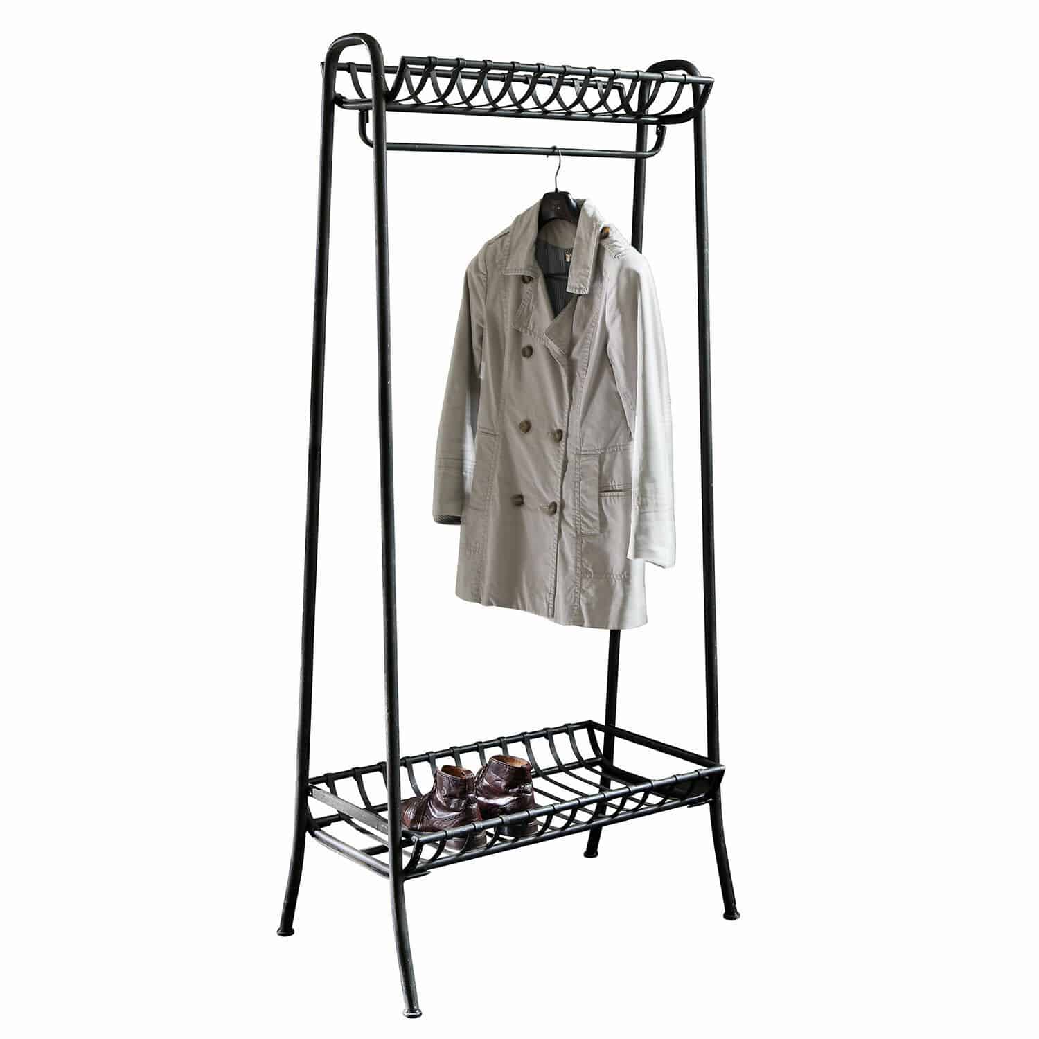 Perchero Downey Perchero de metal negro con estante para zapatos y abrigo beige, mueble práctico para el recibidor