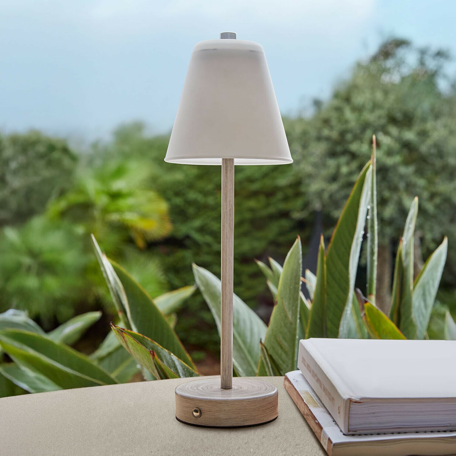 Lámpara de mesa recargable Melari