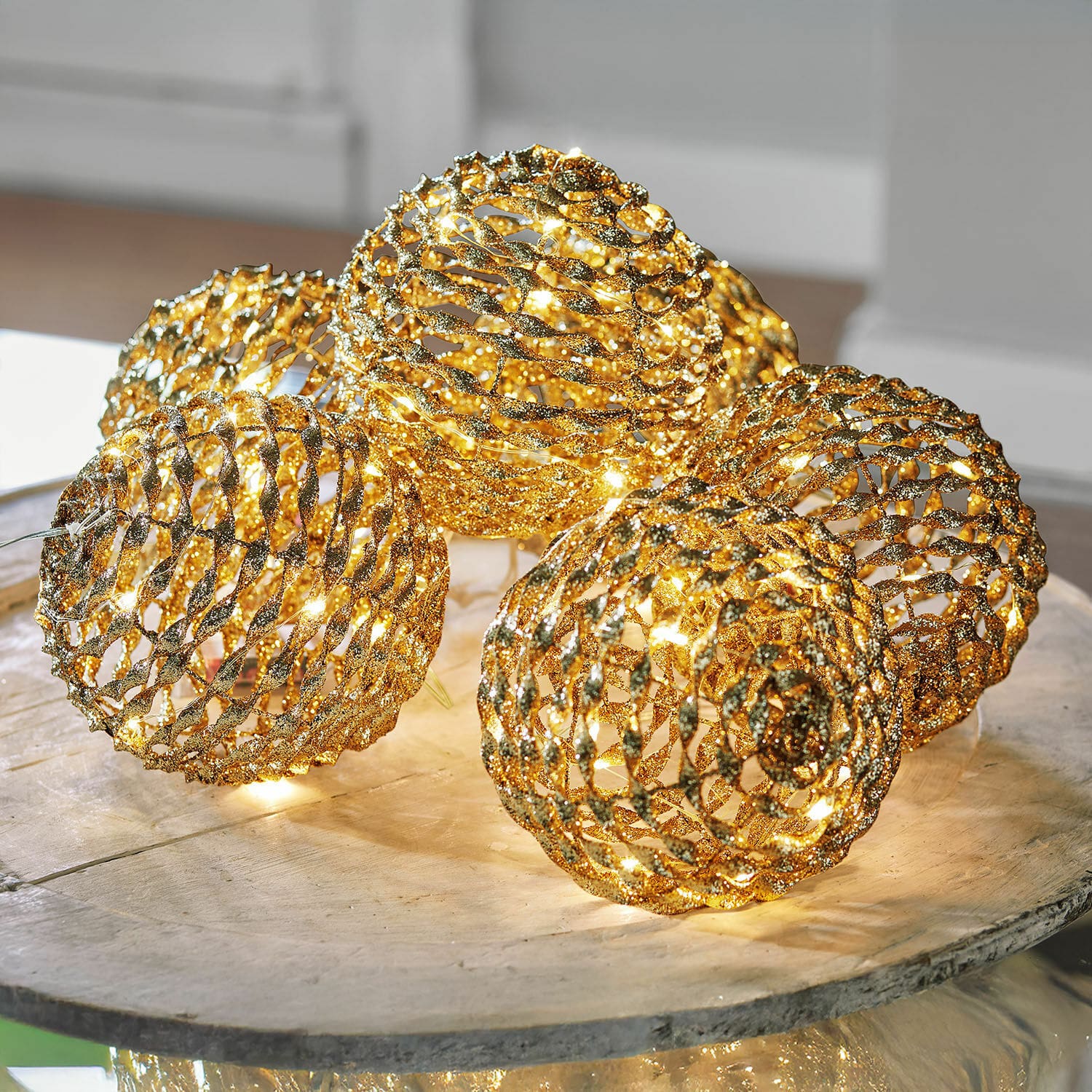 Set de 6 bolas luminosas LED Serivane