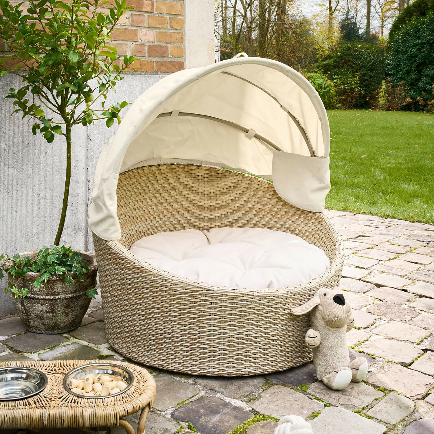 Cesta para mascota de interior y exterior Brinelza