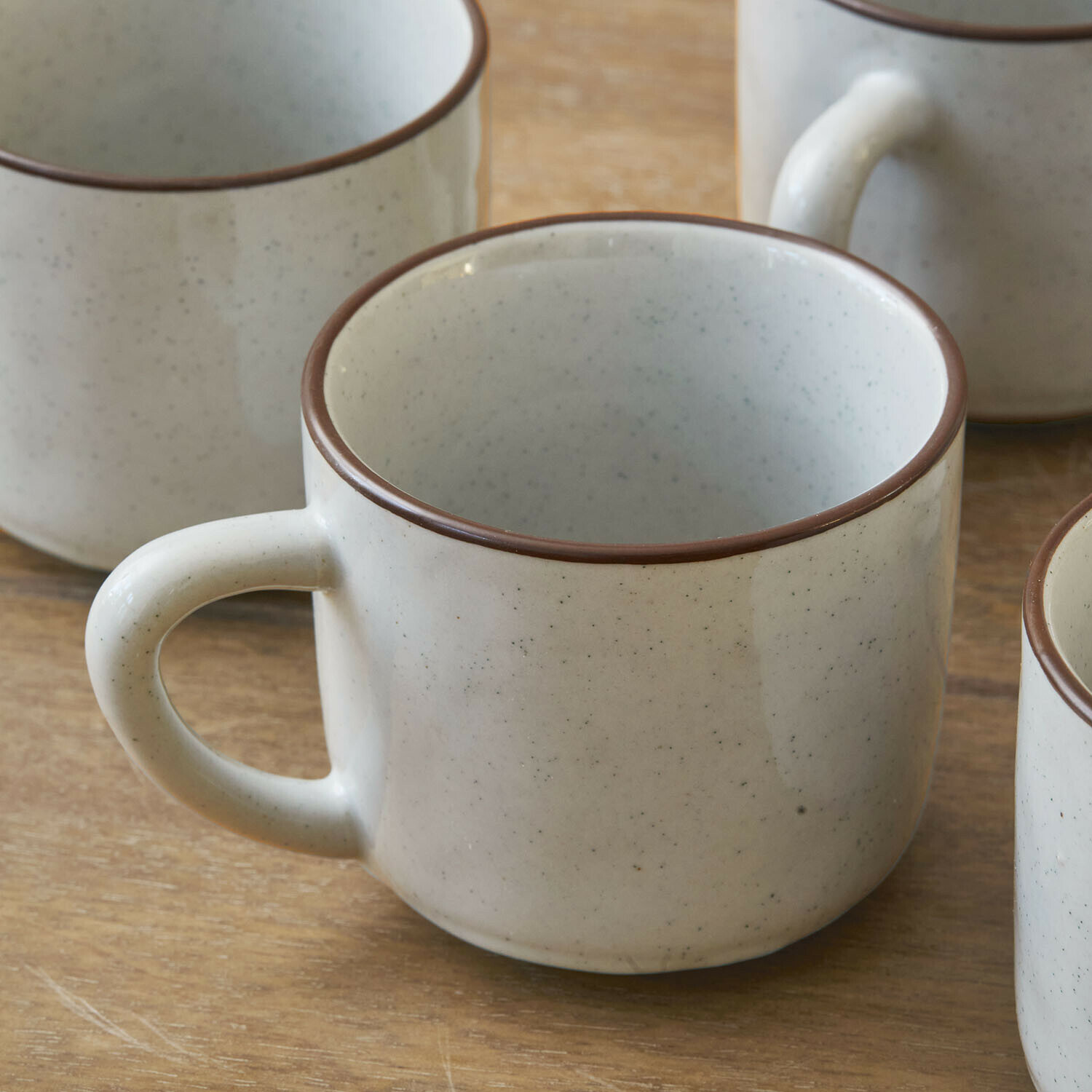 Set de 6 tazas y platillos Biarré