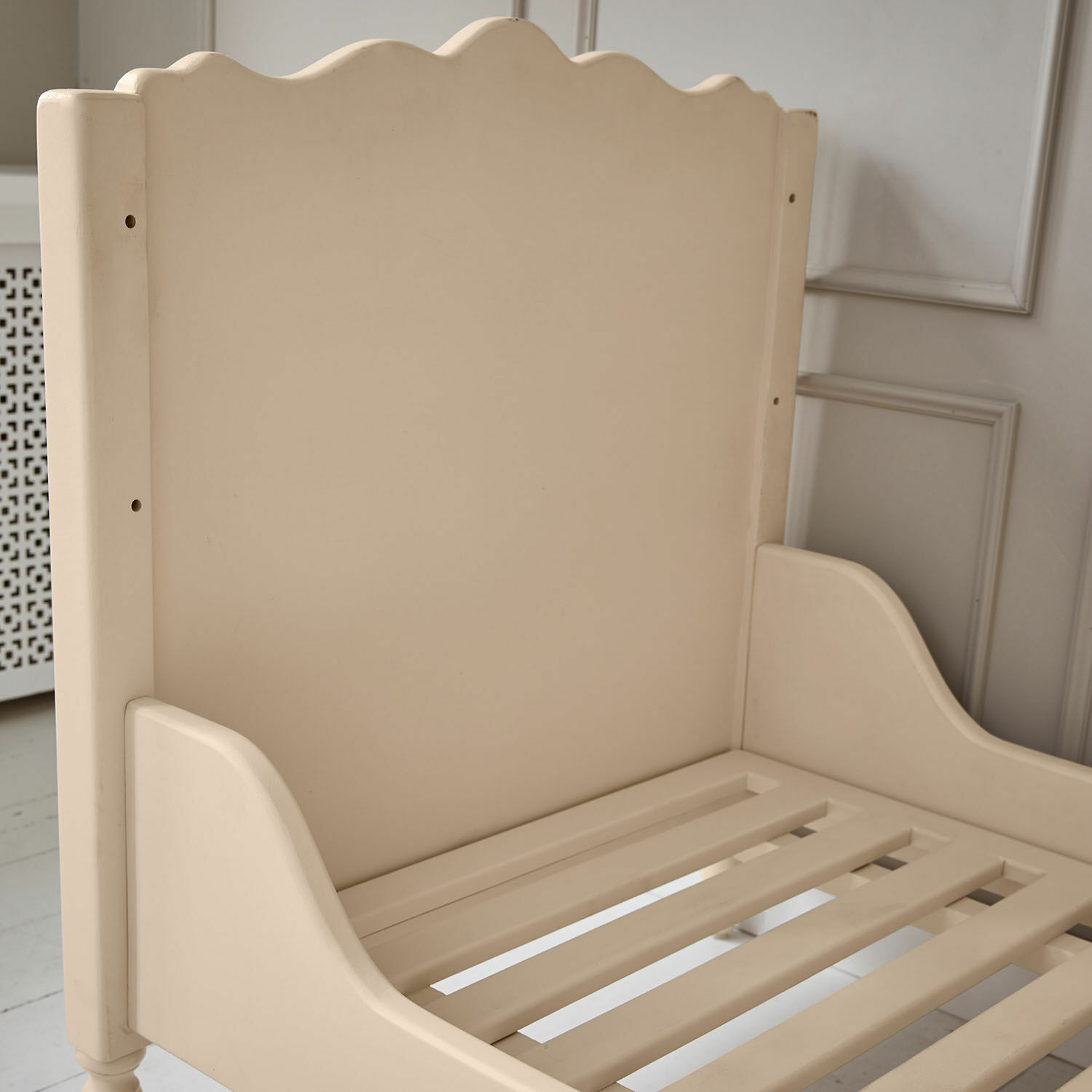 Cama de bebé Arlithia