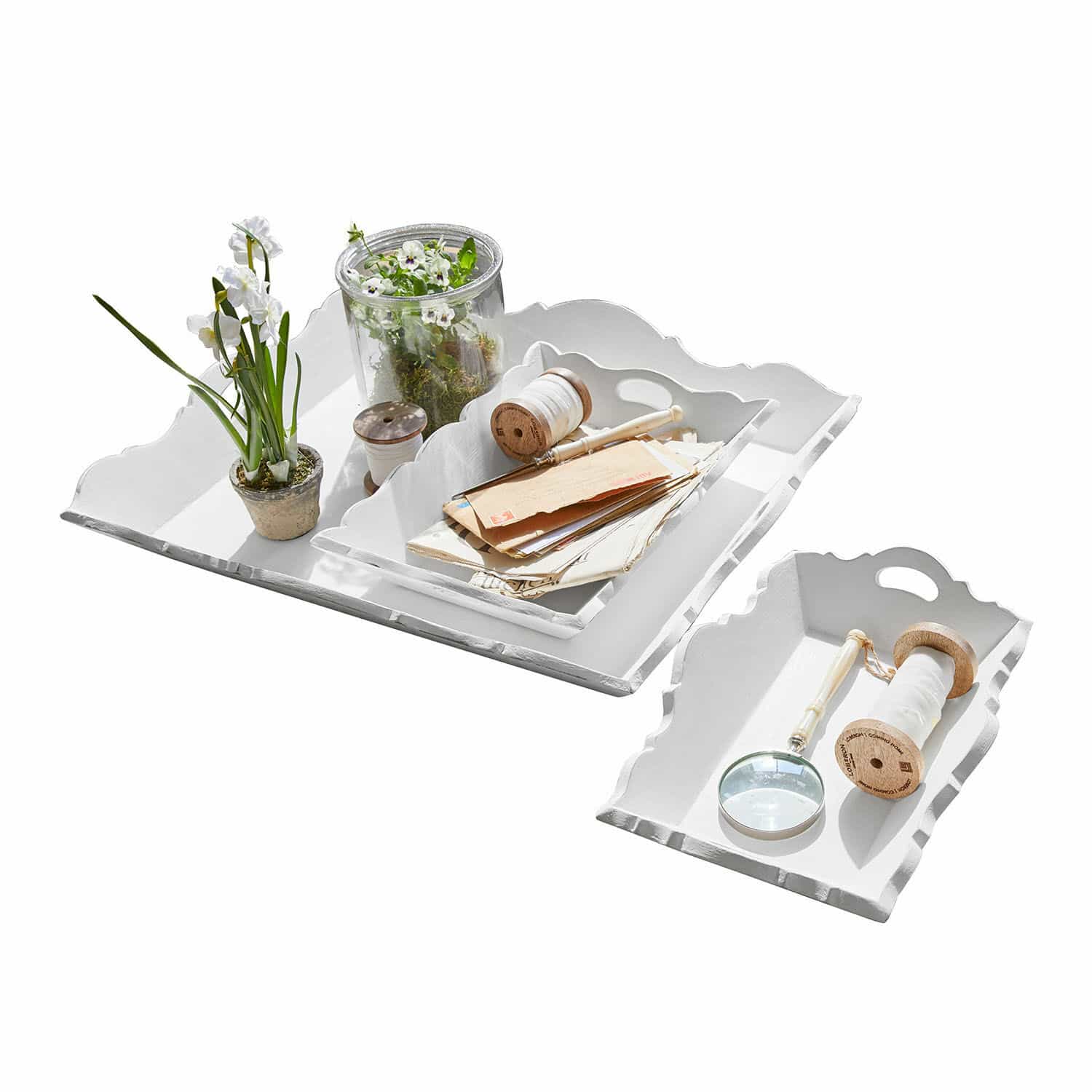 Set de 3 bandejas Pirelo Conjunto de bandejas de madera blancas con bordes decorativos, accesorios y decoración para el hogar