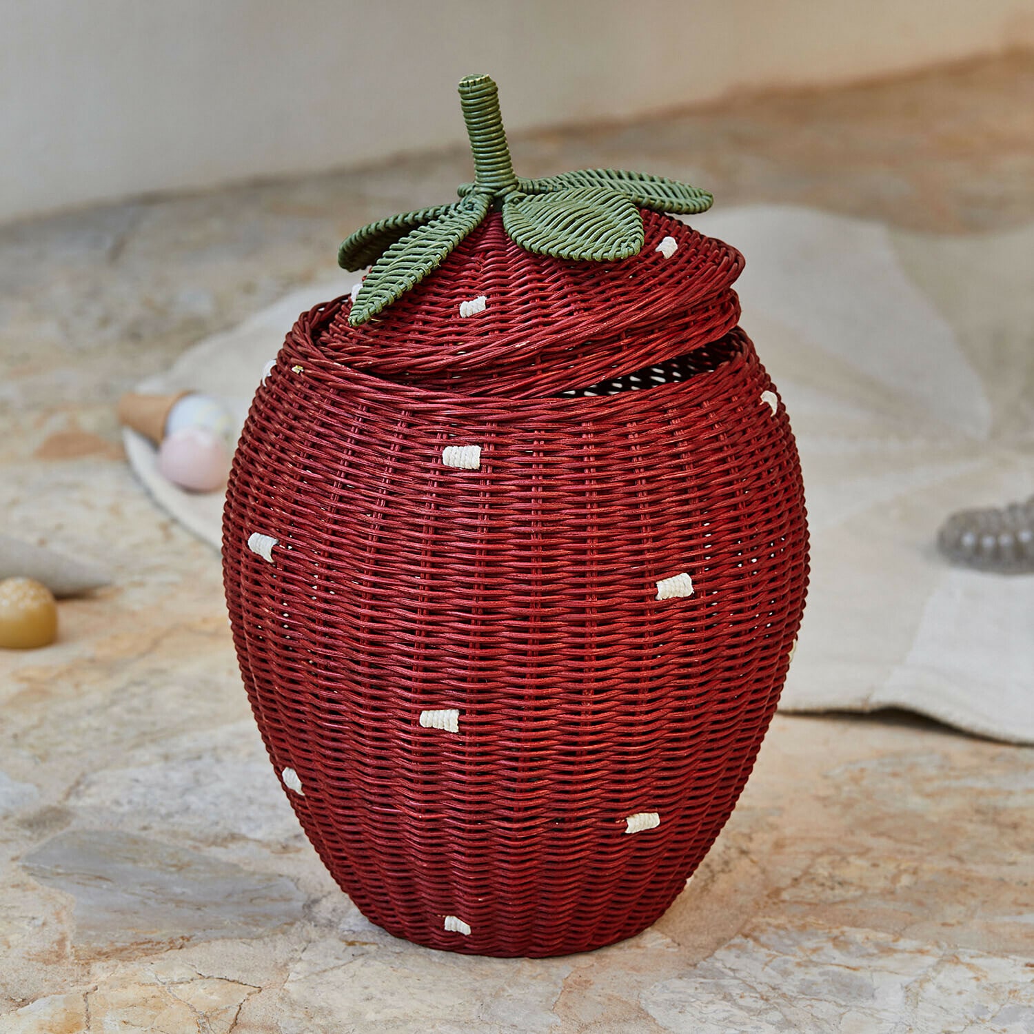 Cesta con forma de fresa Giggleberry