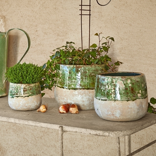 Maceteros de exterior y ánforas