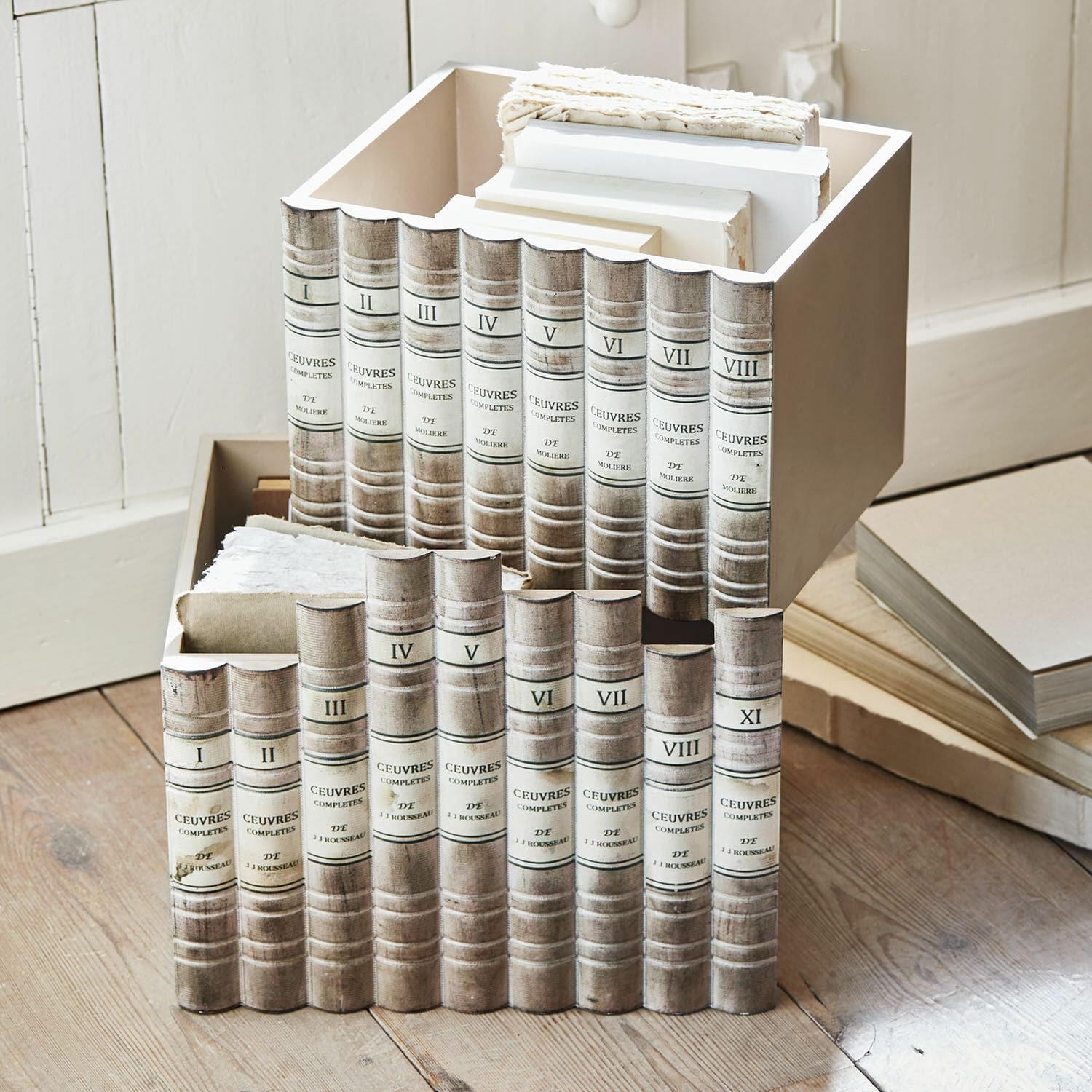Set de 2 cajas Yelivor Caja organizadora beige con diseño de libros antiguos, accesorio decorativo para el hogar