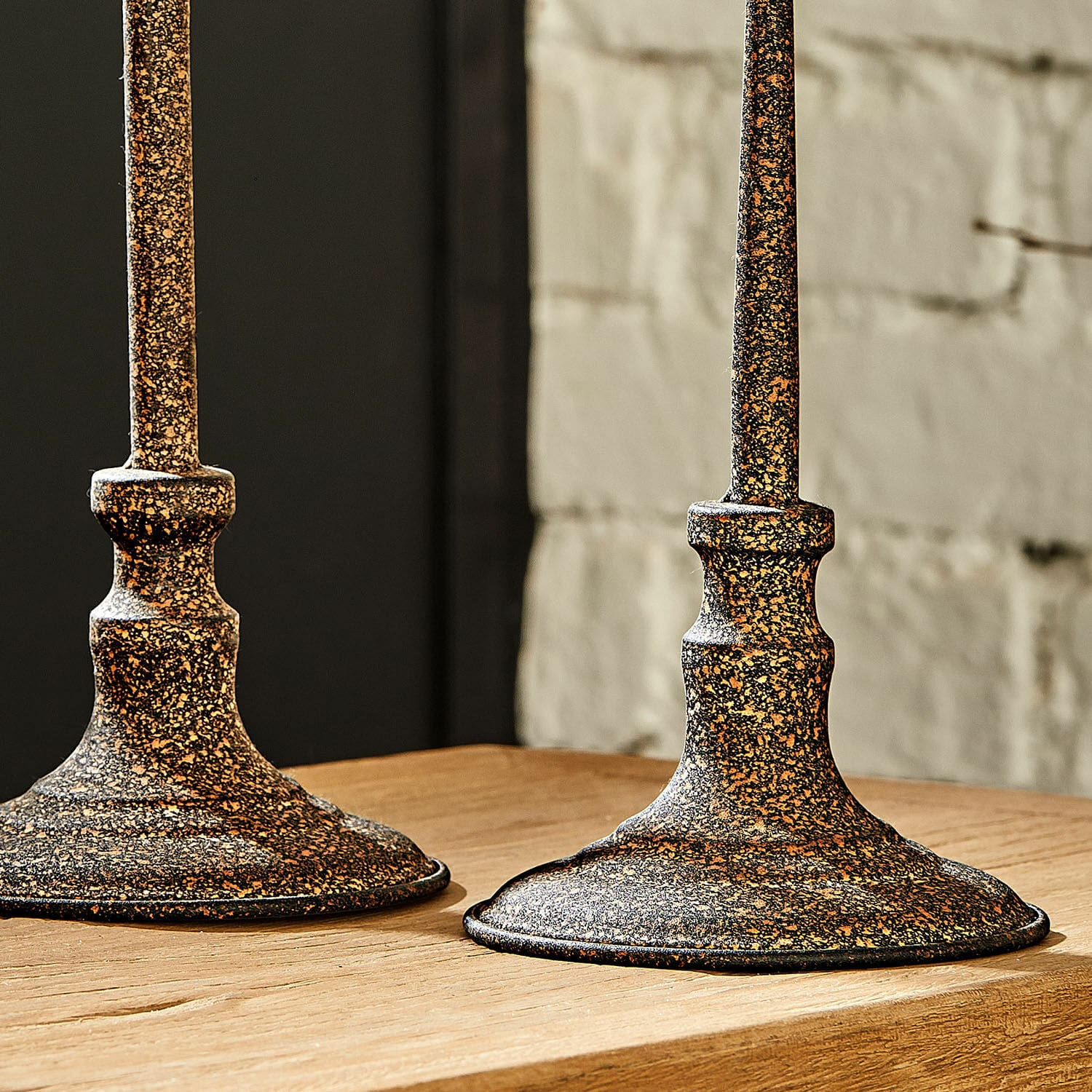 Set de 2 candeleros Avarin
