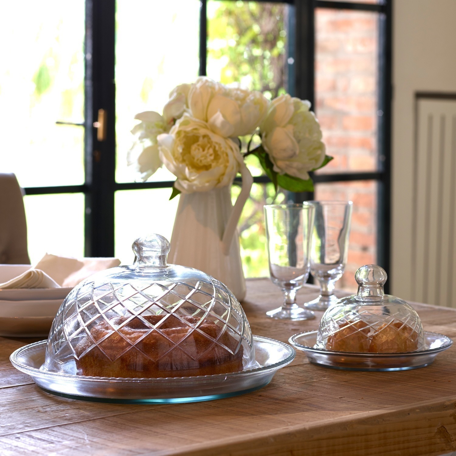 Set de 2 campanas de cristal con plato Darlington
