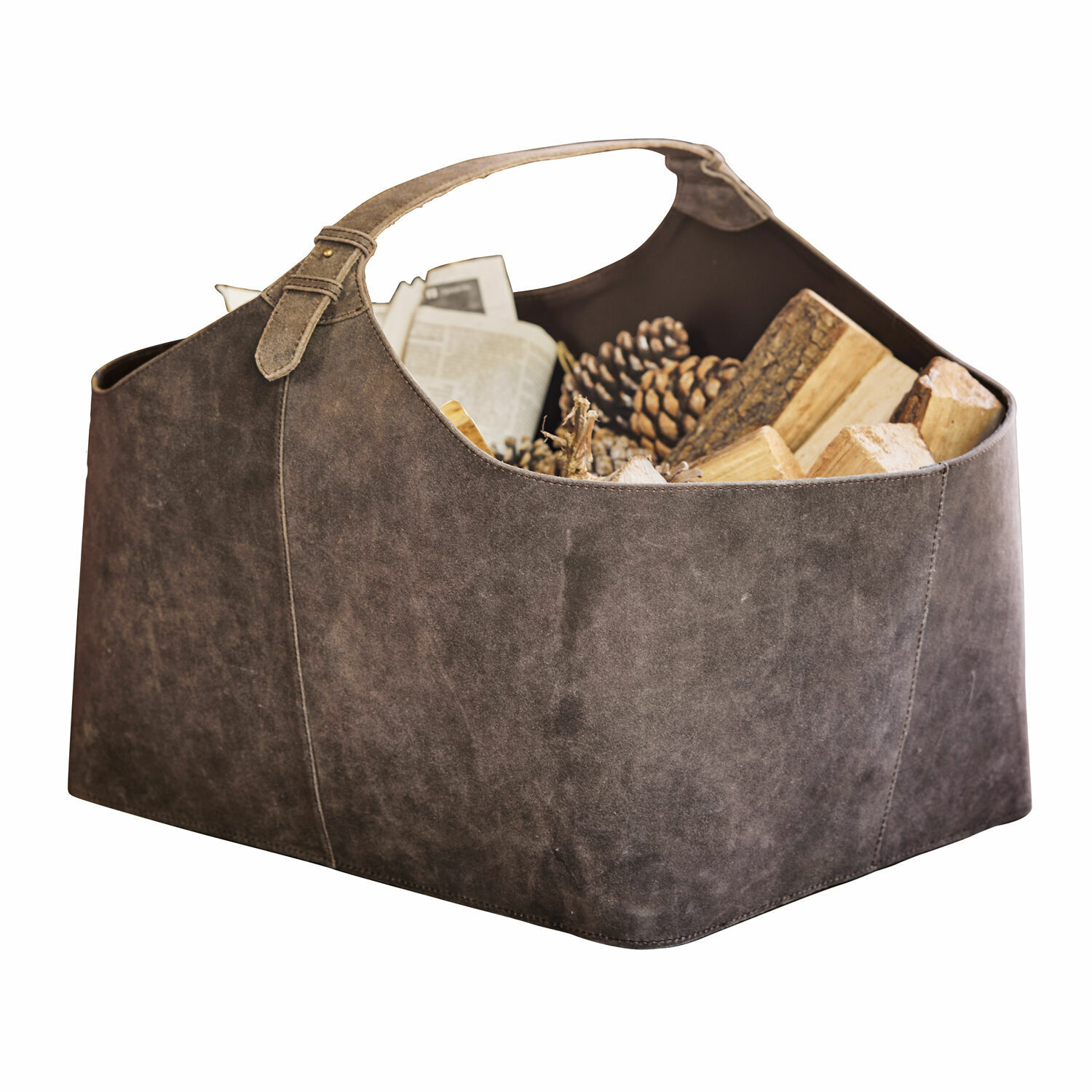 Cesta Redmarsh Cesta de cuero marrón con asa, llena de leña y piñas para chimenea