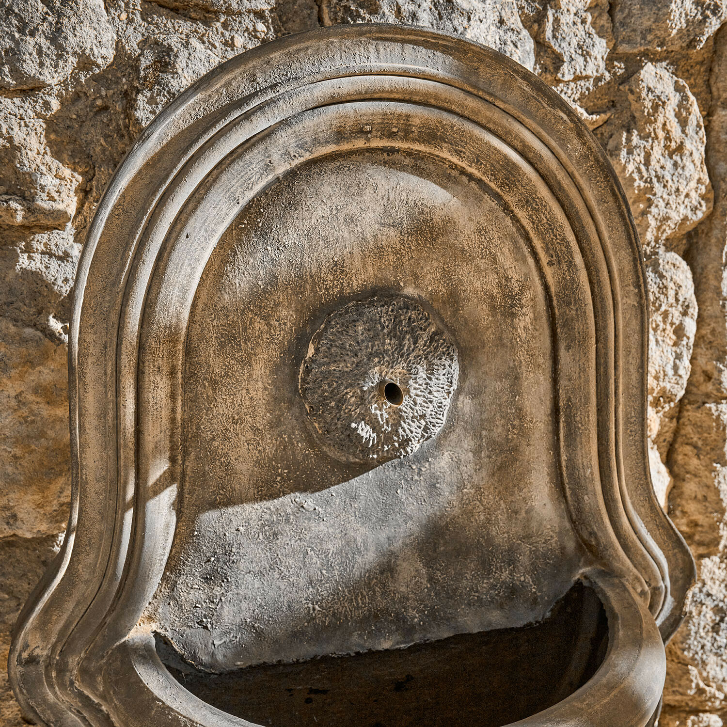 Fuente mural Veliras