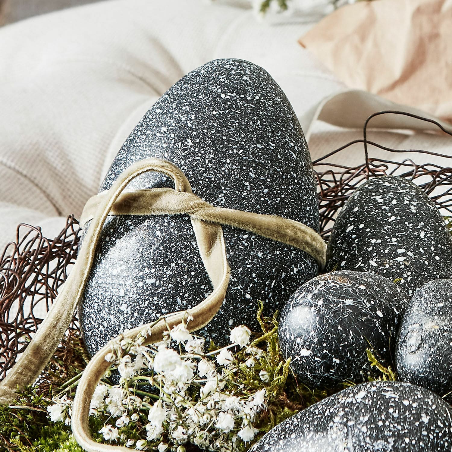 Set de 5 huevos decorativos Walbert