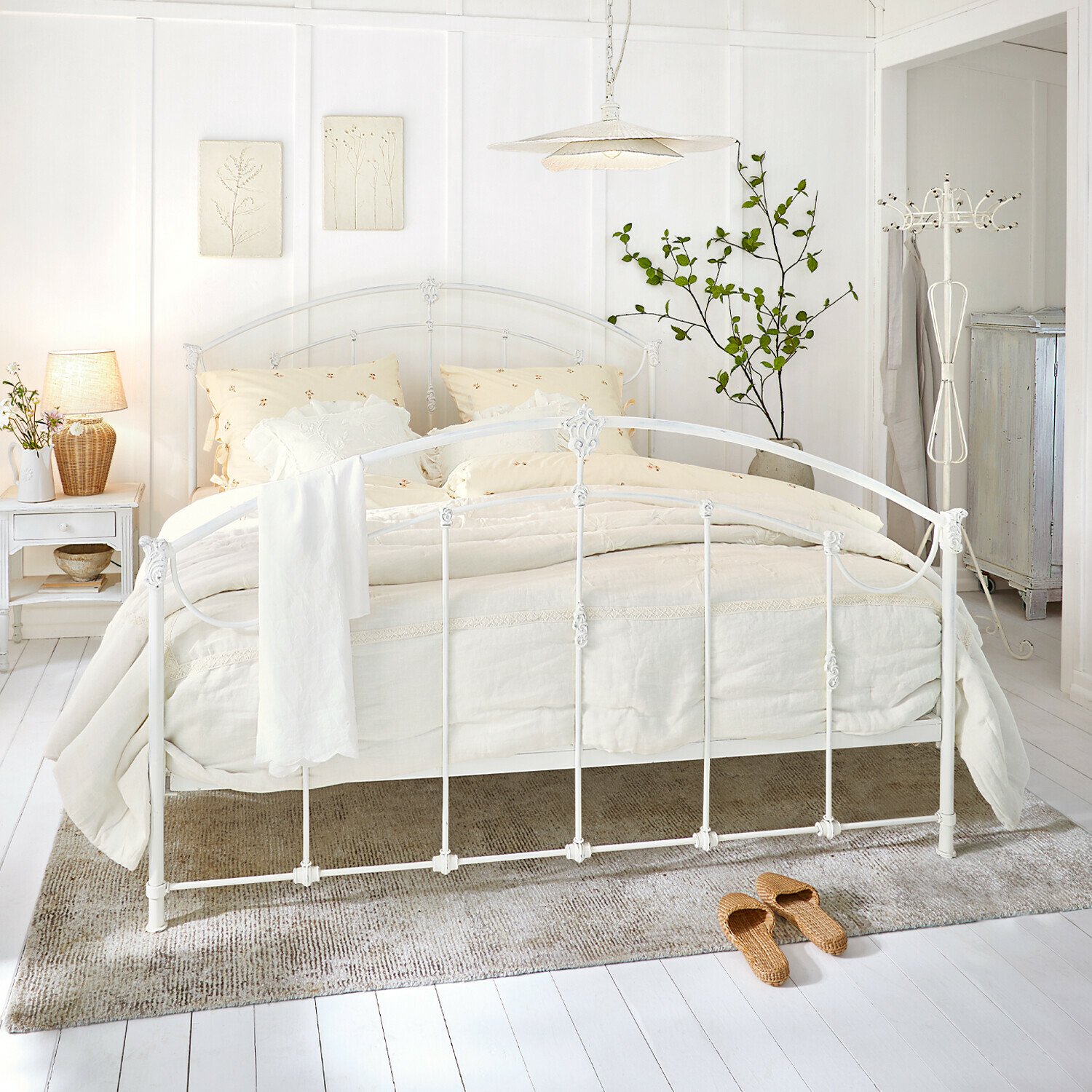 Cama Canefield