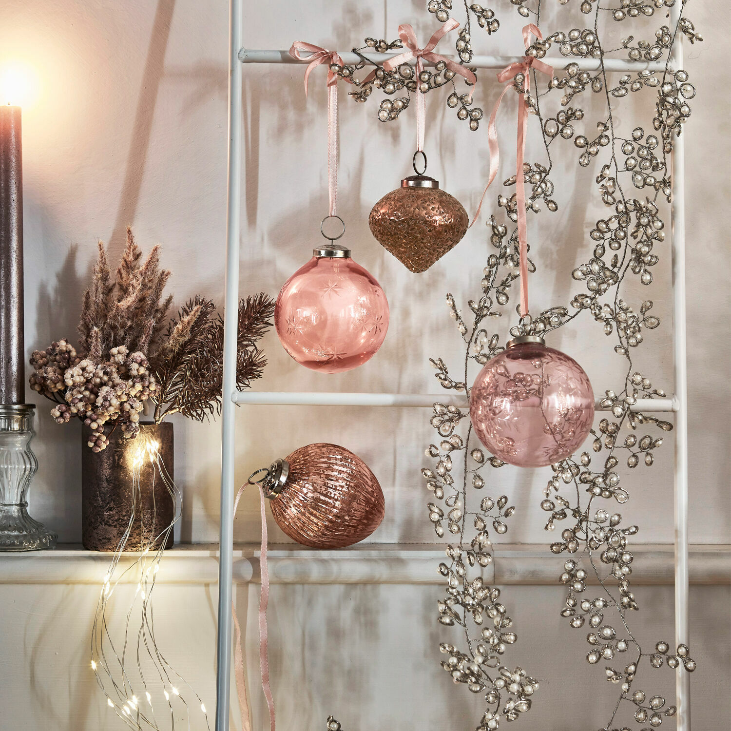 Set de 4 adornos navideños Katie