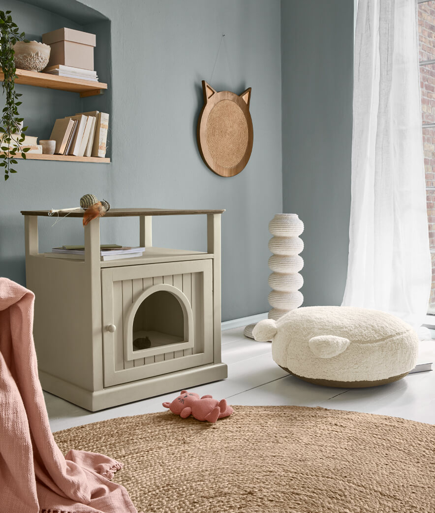 El reino de los gatos en beige grisáceo