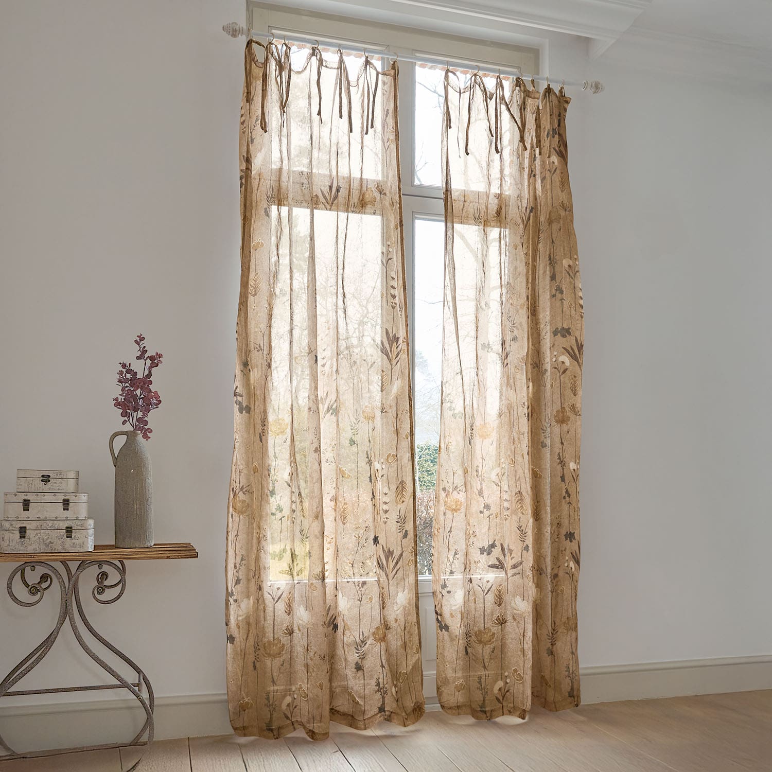 Cortinas transparentes de lino beige con diseño floral, decoración elegante para ventana de salón