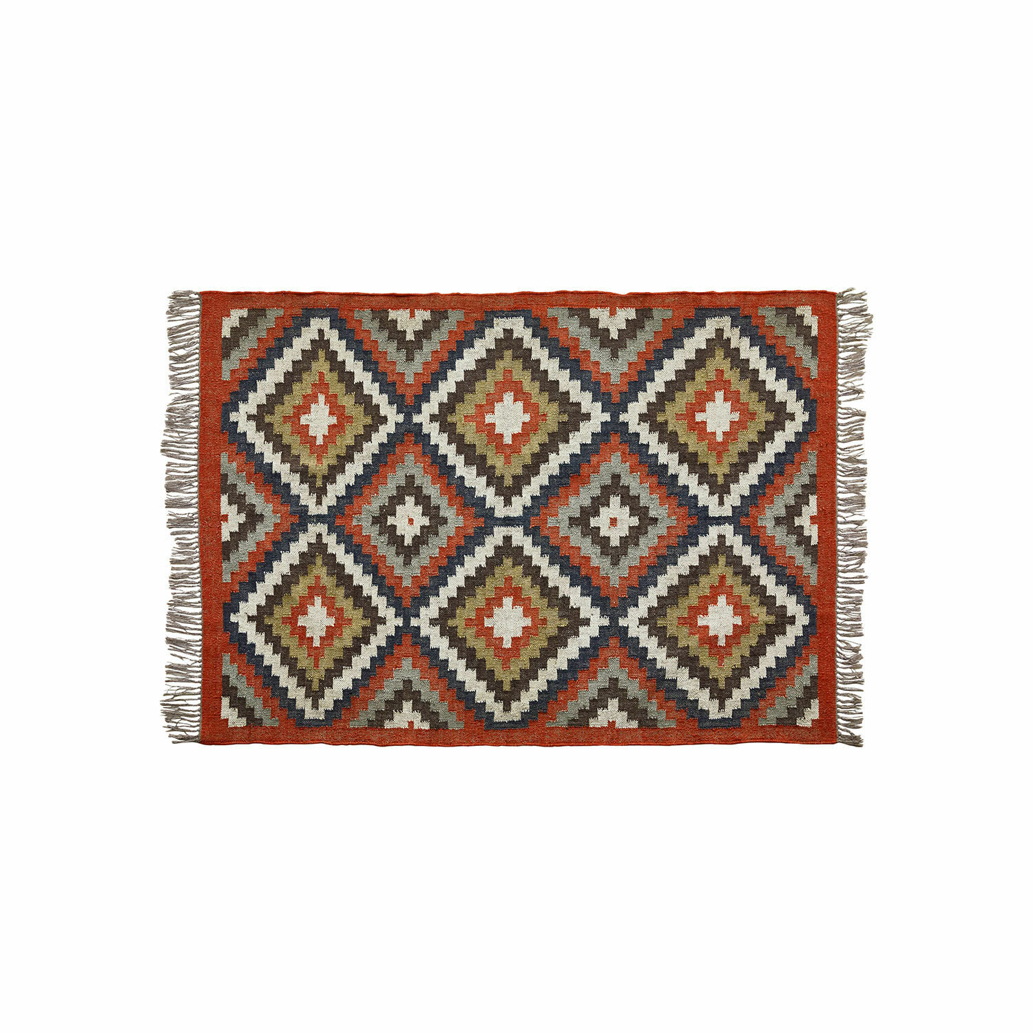 Alfombra tejida con patrón geométrico en rojo, verde y gris con flecos, material textil.