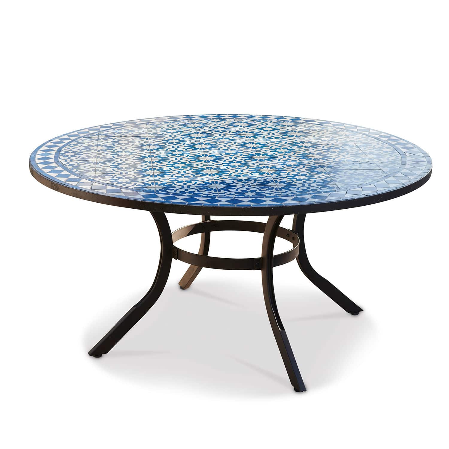 Mesa Jennarton Mesa redonda con tablero de mosaico azul y blanco y base metálica negra para exterior