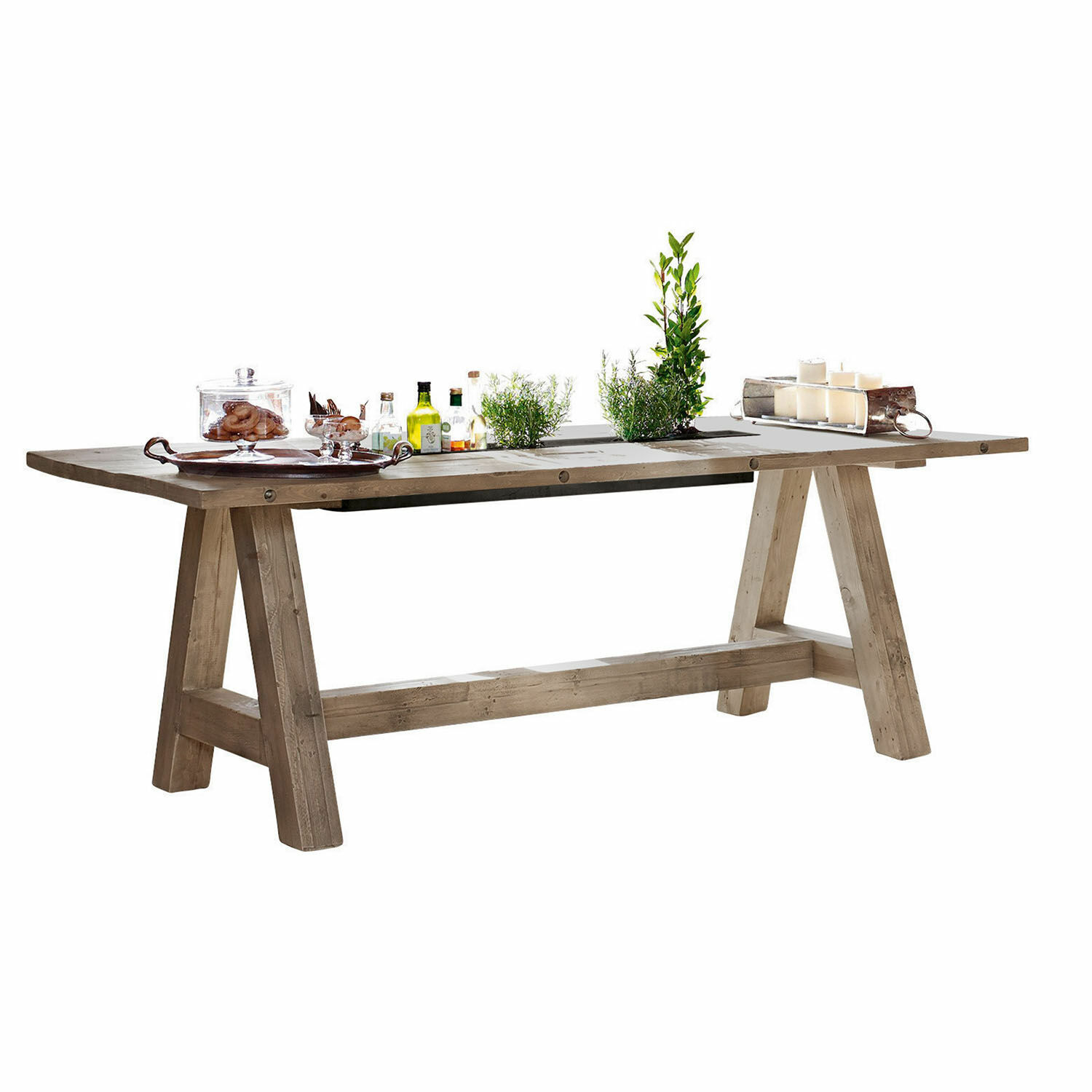 Mesa Berrien Mesa de comedor de madera color natural con plantas decorativas y velas sobre la superficie