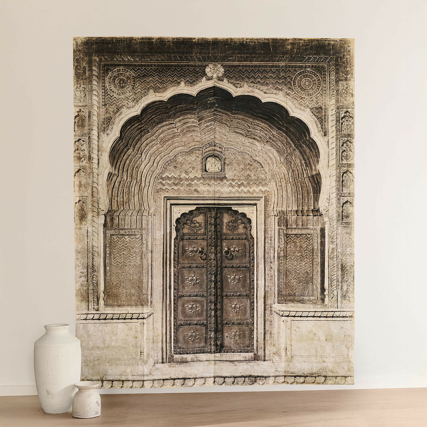 Panel decorativo de pared con motivo de puerta de piedra en tonos beige y marrón para interiores