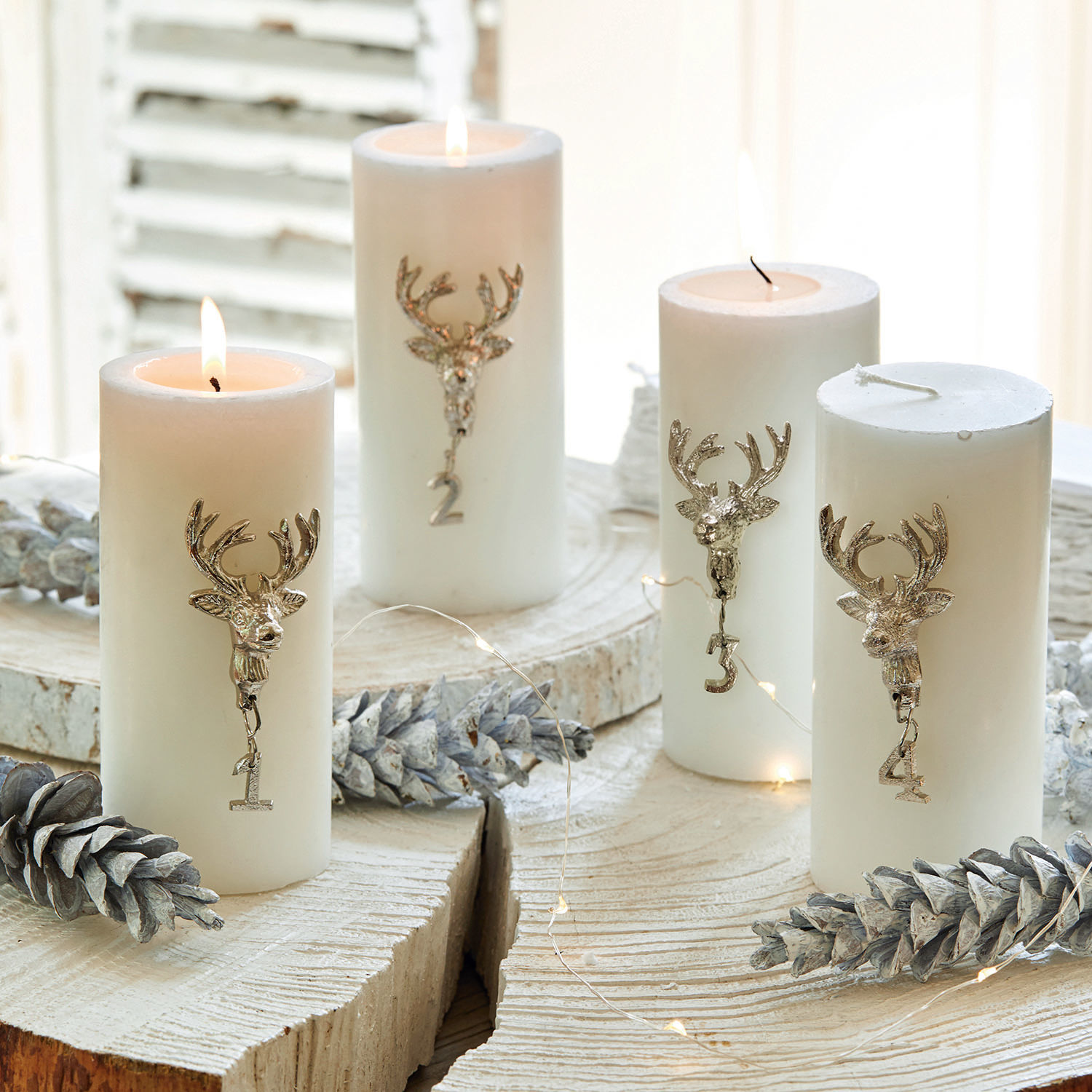 Set de 4 chinchetas decorativas Charre