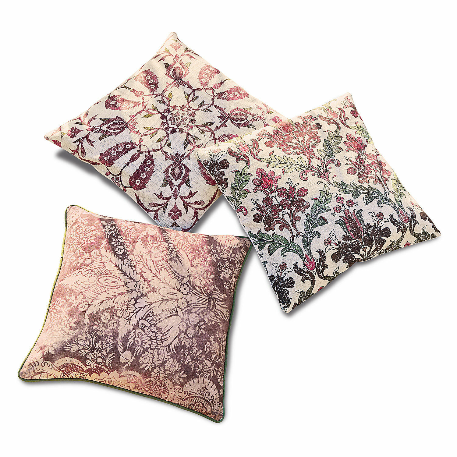 Set de 3 fundas de cojín Camden Conjunto de tres cojines decorativos de algodón con motivos florales en tonos rosas y verdes