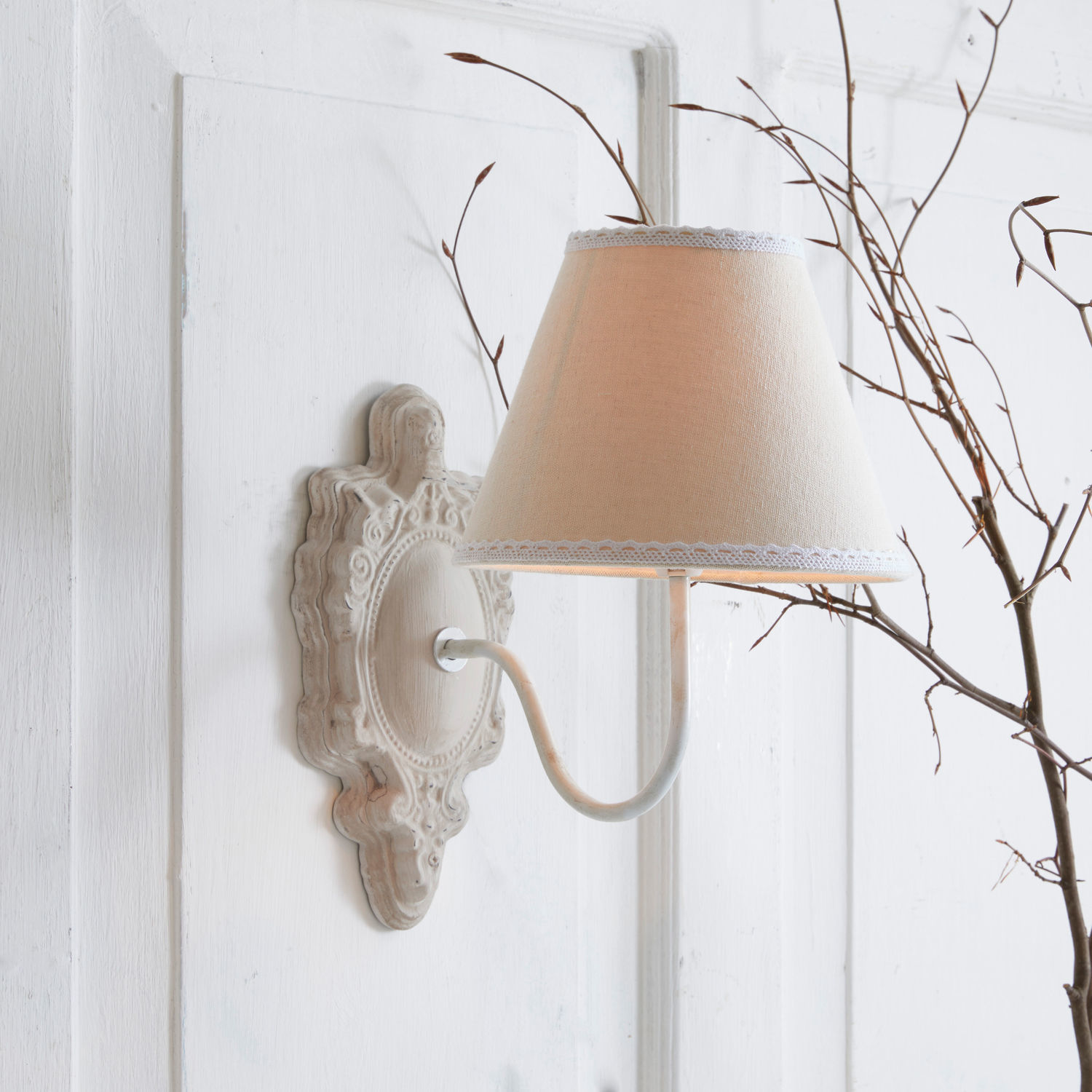 Lámpara de pared Ascoux Aplique de pared con pantalla beige y base metálica blanca estilo vintage para salón