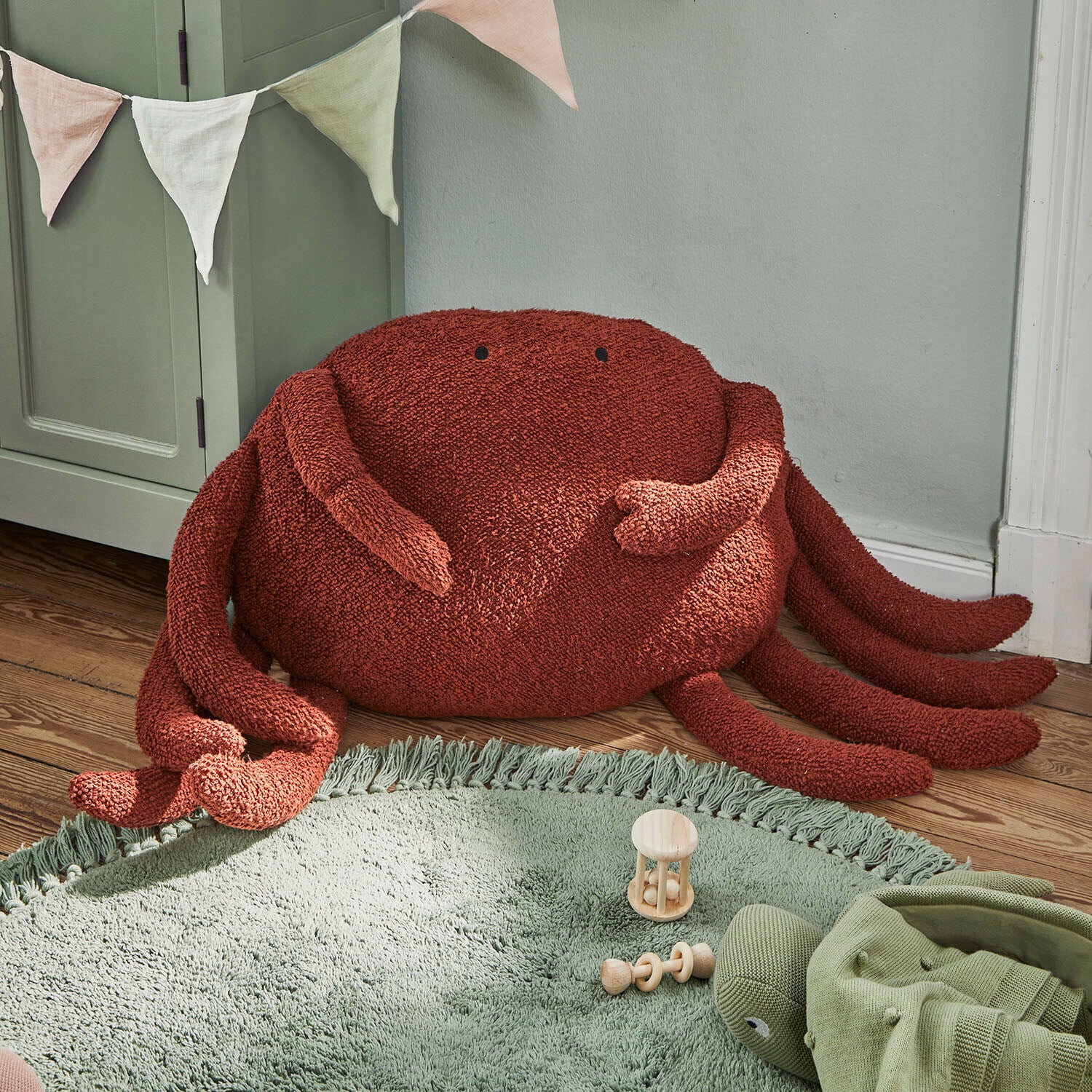 Peluche Bubbilo Cojín suave con forma de cangrejo rojo de tela, decoración infantil con alfombra y juguetes de madera