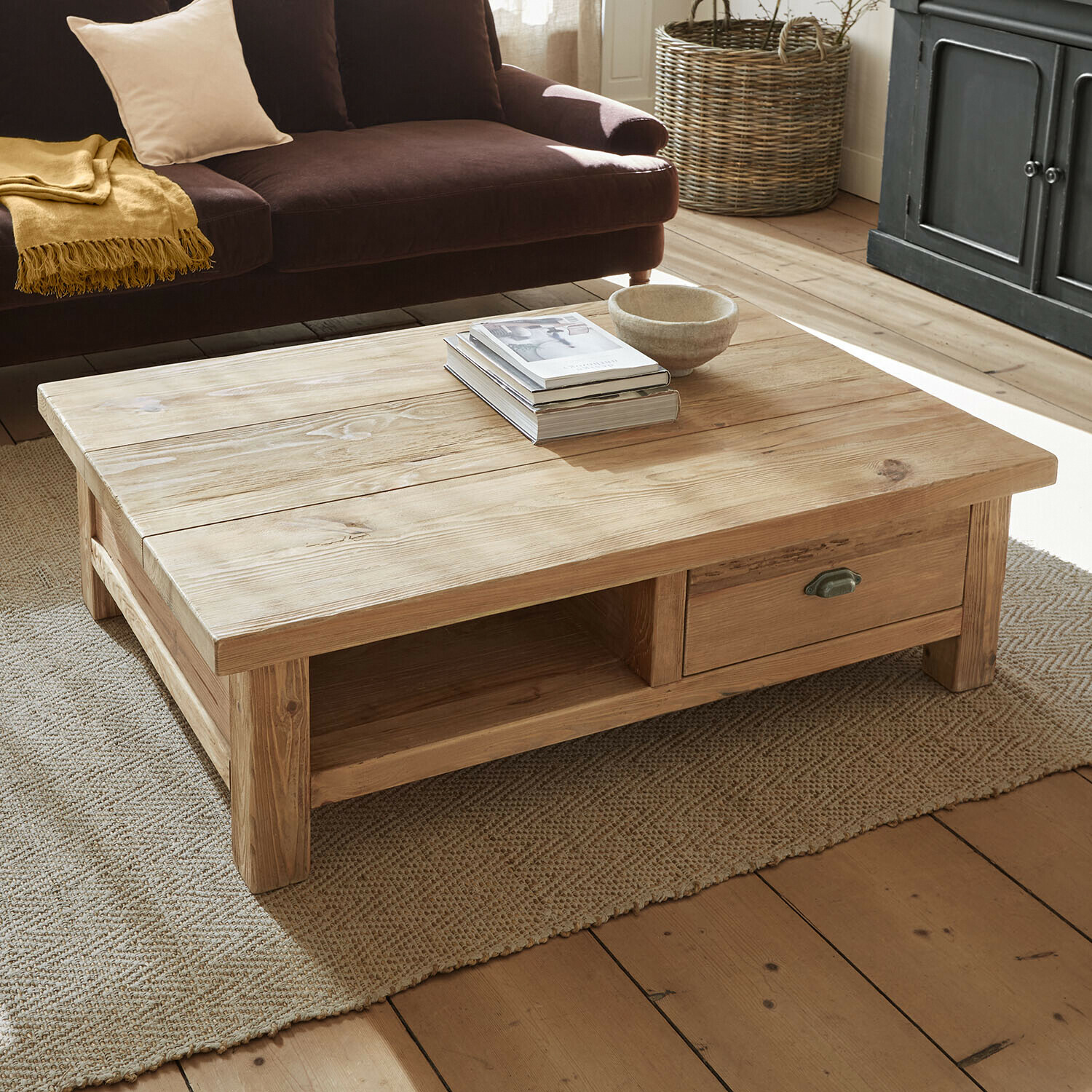 Mesa de centro Umberly Mesa de centro de madera de pino clara con cajón y estante, color natural, mueble para salón