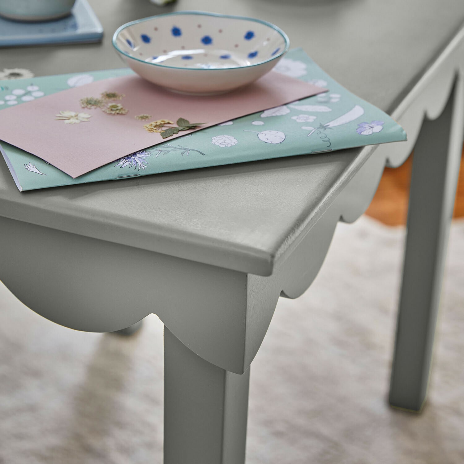 Mesa infantil Poussinou